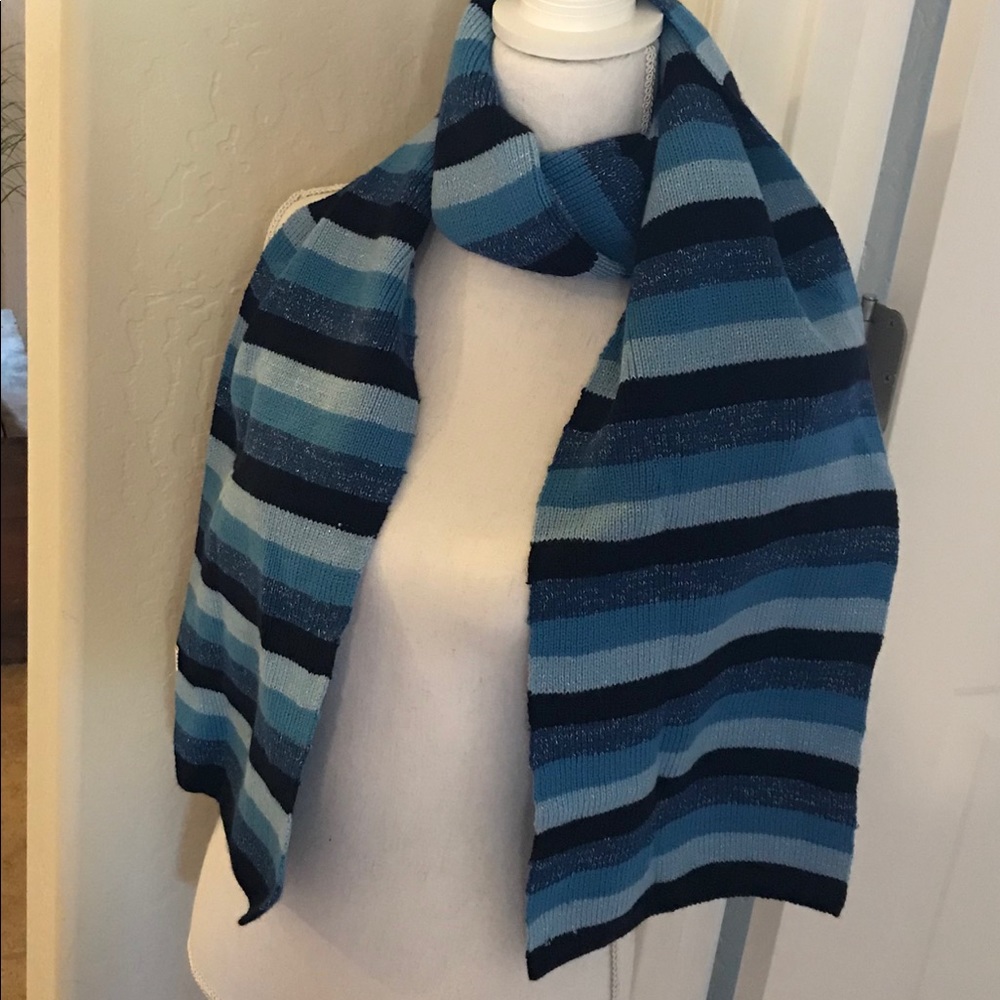 Knit scarf for those chilly evenings